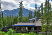 sunwapta falls resort